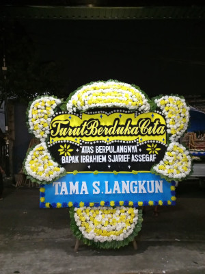 Papan Bunga Duka di Muara Tiga